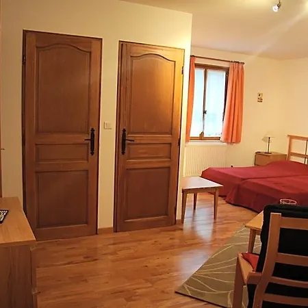 Les Charmilles De Mormal Hotel Landrecies