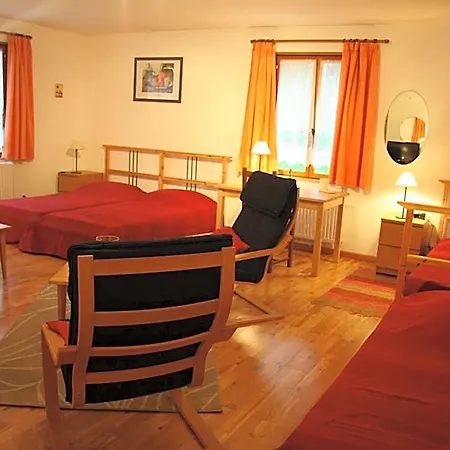 Hotel Les Charmilles De Mormal